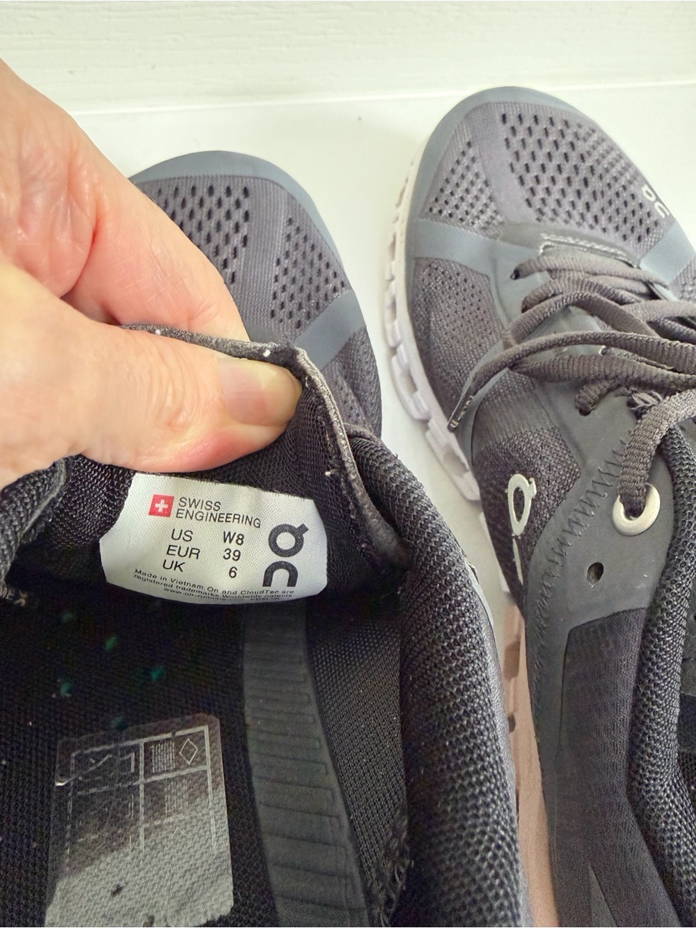 On Running Cloudflow Running Shoes - Rock/Rose - Picture 5 of 8